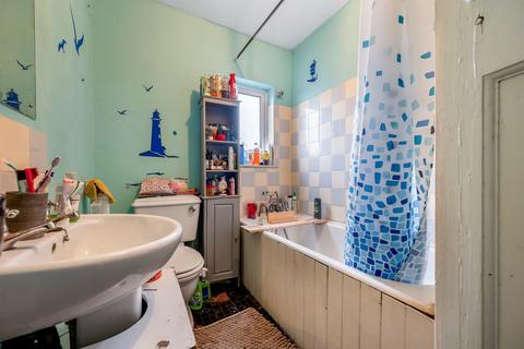 139 Fengate, Peterborough, PE1 5BH