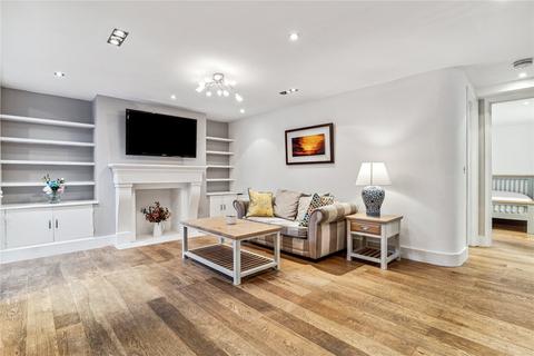 20b Ramsden Road, London, SW12 8QY