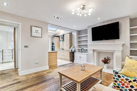 20b Ramsden Road, London, SW12 8QY