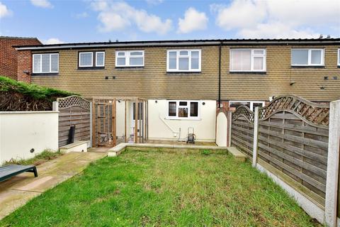 29 Adelphi Crescent, Hornchurch, RM12 4JY