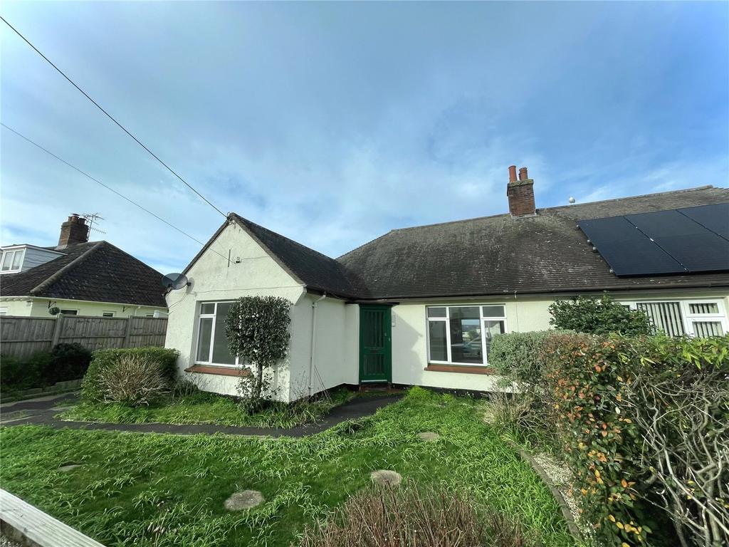 Furzeland Road, Porlock, Minehead, Somerset, TA24 2 bed bungalow for