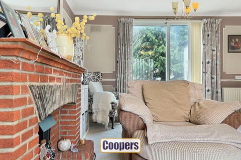 362 Charter Avenue, Coventry, CV4 8BZ