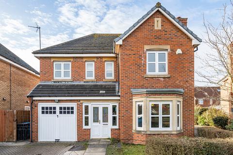 4 bedroom detached house for sale - Chevening Park, Kingswood, Hull, HU7