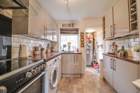 8 Cheddar Close, Southampton, SO19 2EZ