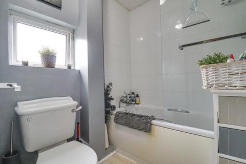 8 Cheddar Close, Southampton, SO19 2EZ