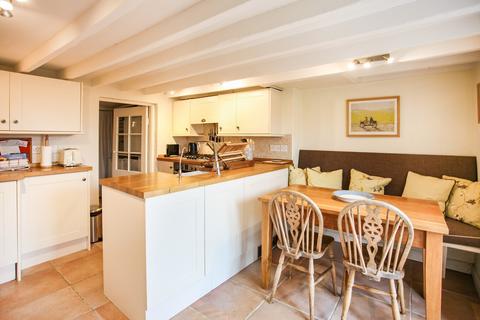 2 bedroom terraced house for sale, 35 Park Road, Blockley, Moreton-in-Marsh, Gloucestershire. GL56 9BZ