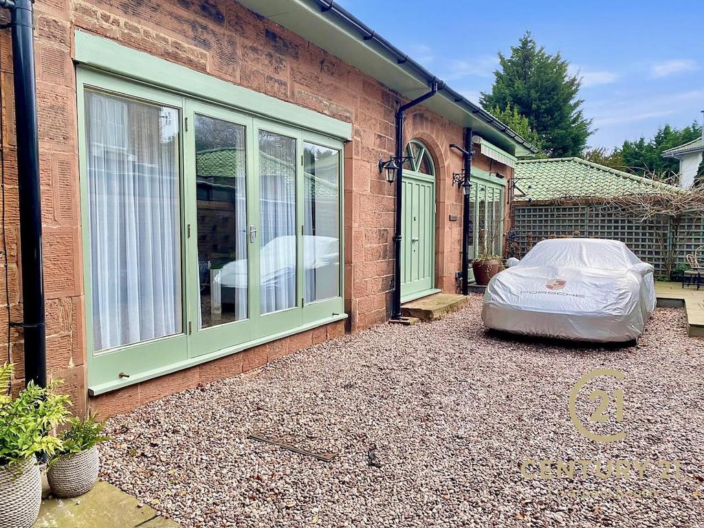 North Sudley Road, Aigburth, L17 2 bed semidetached house £2,250 pcm