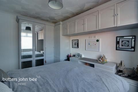 3 bedroom bungalow for sale, Arderne Avenue, Crewe