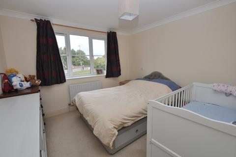 1 bedroom apartment for sale, Kings Road, Shalford, Guildford, Surrey, GU4