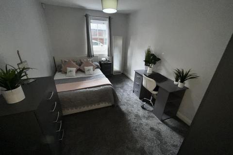 2 bedroom flat to rent, 9 North Grange Road, Leeds LS6