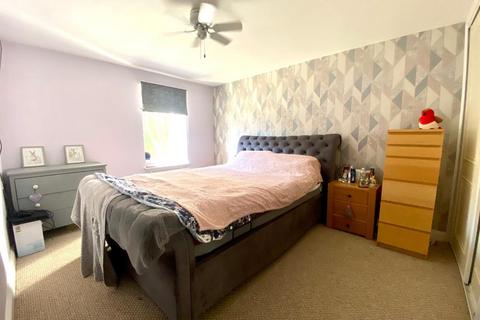 2 Mortar Pit Road, Northampton, NN3 5BL