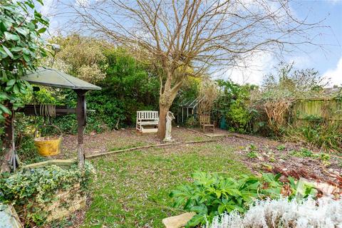 25 Walters Close, Chelmsford, CM2 8NU