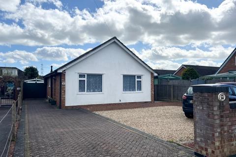 2 bedroom detached bungalow for sale, May Crescent, Holbury, Southampton, Hampshire, SO45