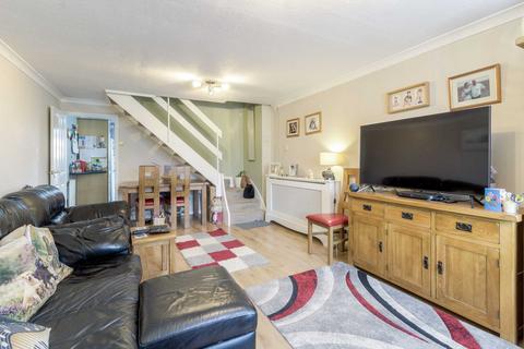 19 Harkness Close, Bletchley, Milton Keynes, MK2 3NB