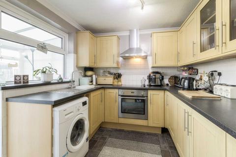 19 Harkness Close, Bletchley, Milton Keynes, MK2 3NB