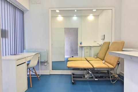 Property to rent, Hornchurch Road, Hornchurch, RM11 1QJ