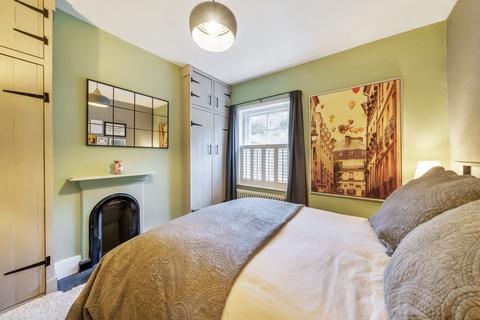 7 Eashing Lane, Godalming, GU7 2JZ