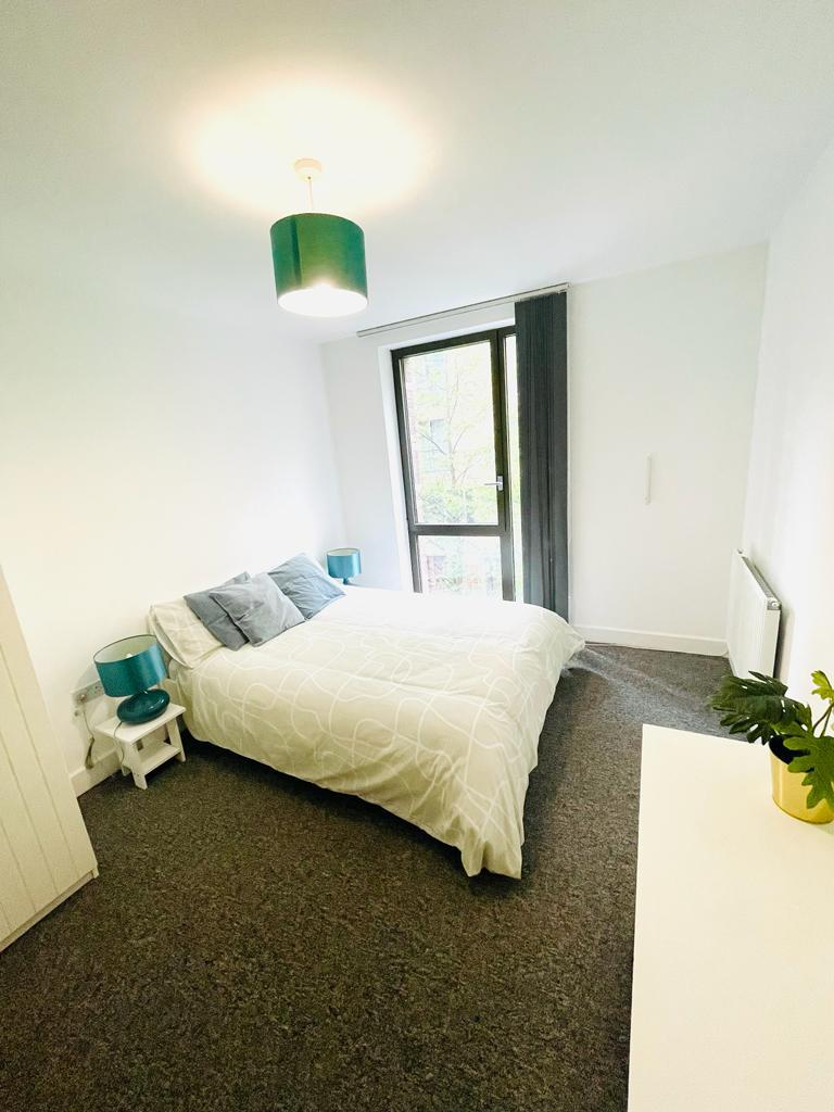 2 Bedroom Flat in Bromley By Bow