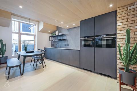 14 Voss Street, London, E2 6JE