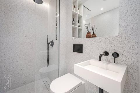 14 Voss Street, London, E2 6JE