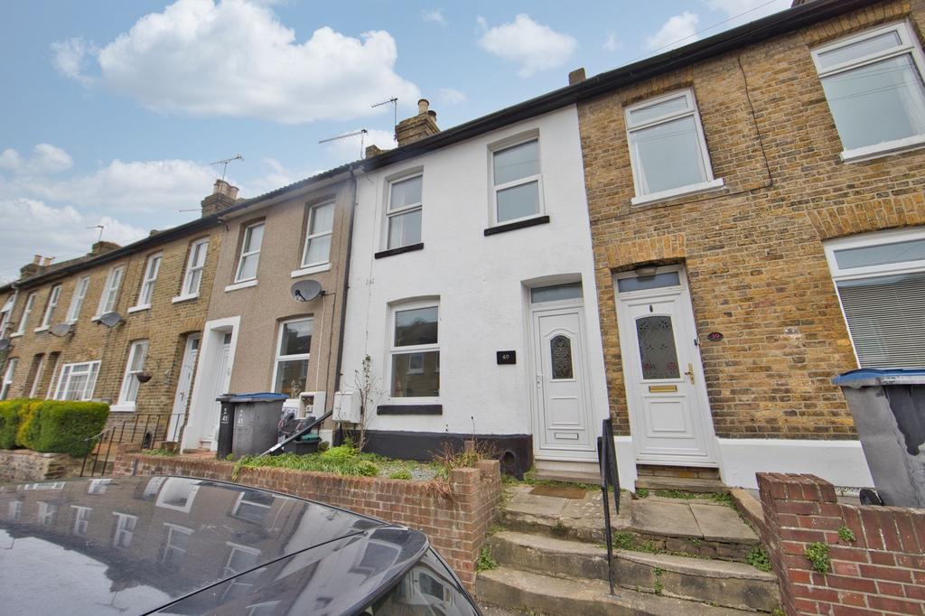 Winchelsea Street, Dover, CT17 2 bed terraced house for sale £220,000