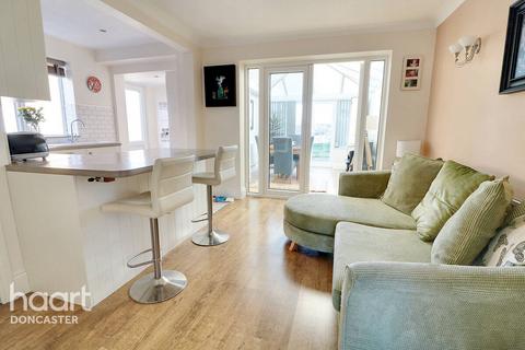 54 Tenter Balk Lane, Adwick Le Street, Doncaster, DN6 7EF