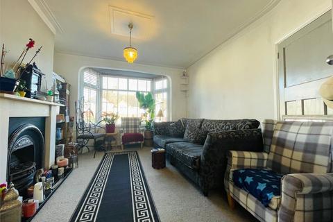 3 bedroom terraced house for sale, Chelsworth Drive, Plumstead Common, London, SE18