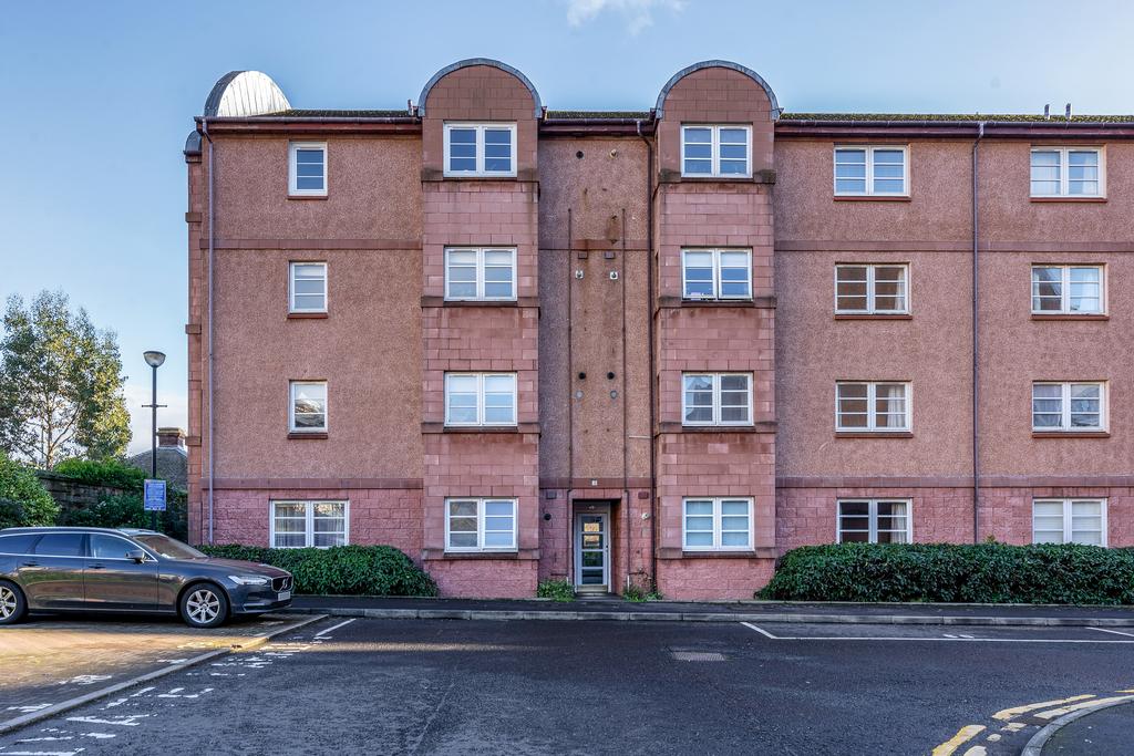 Tower Street, Edinburgh EH6 2 bed flat for sale £249,950