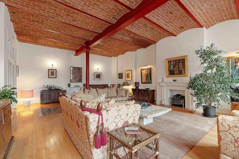 14 Bliss Mill, Chipping Norton, OX7 5JR
