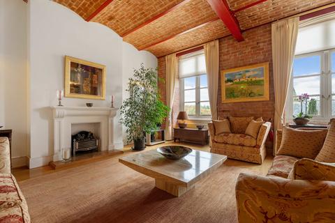14 Bliss Mill, Chipping Norton, OX7 5JR