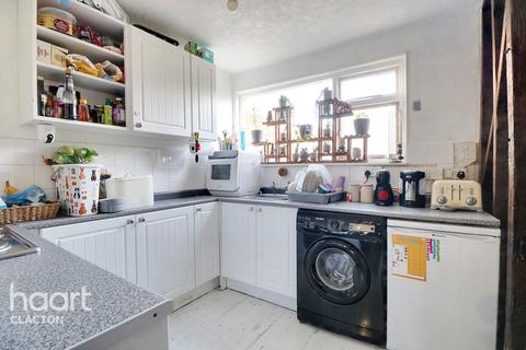 2 bedroom cottage for sale, Spring Road, Clacton-On-Sea