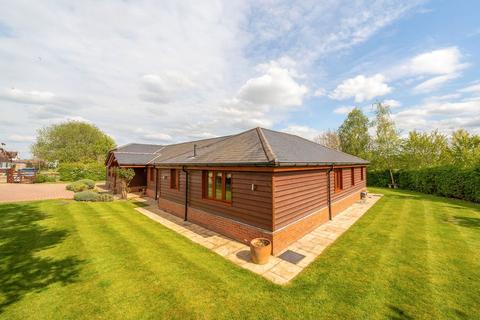 5 bedroom bungalow for sale, Kings Langley, Hertfordshire WD4