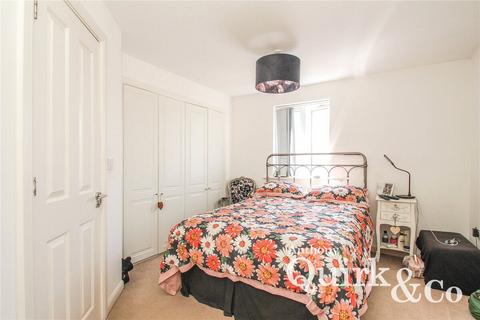27 Military Close, Shoeburyness, Southend-on-sea, SS3 8EG