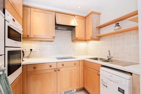 undefined, Bridge Street, Walton On Thames KT12