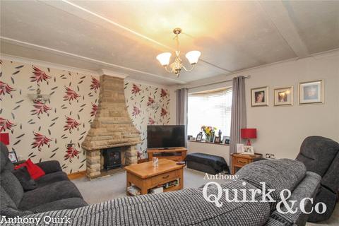 62 Basildon Drive, Basildon, SS15 5RN