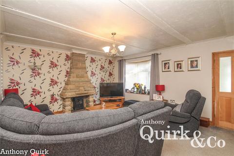 62 Basildon Drive, Basildon, SS15 5RN