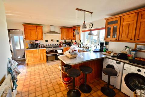 3 bedroom detached bungalow for sale, Longdon Hill Wickhamford WR11 7RP