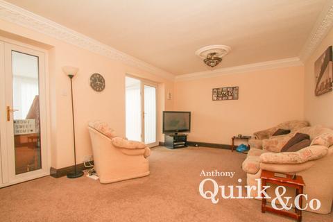 11a Belgrave Road, Eastwood, Leigh-on-sea, SS9 5HE