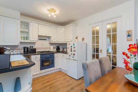 1 Chirmorie Place, Glasgow, G53 7FZ