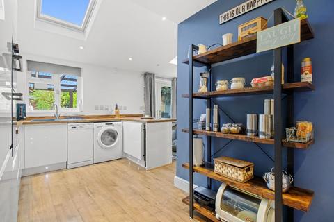 190 Bromwich Road, Worcester, WR2 4BE