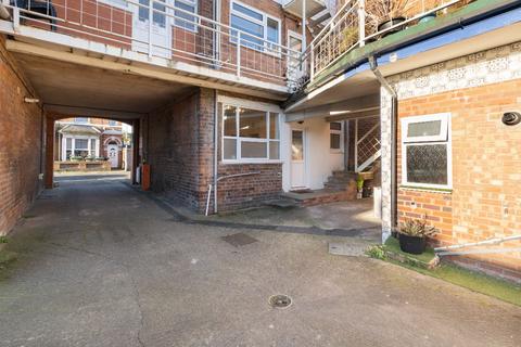 20c Middle Street, Worcester, WR1 1NQ