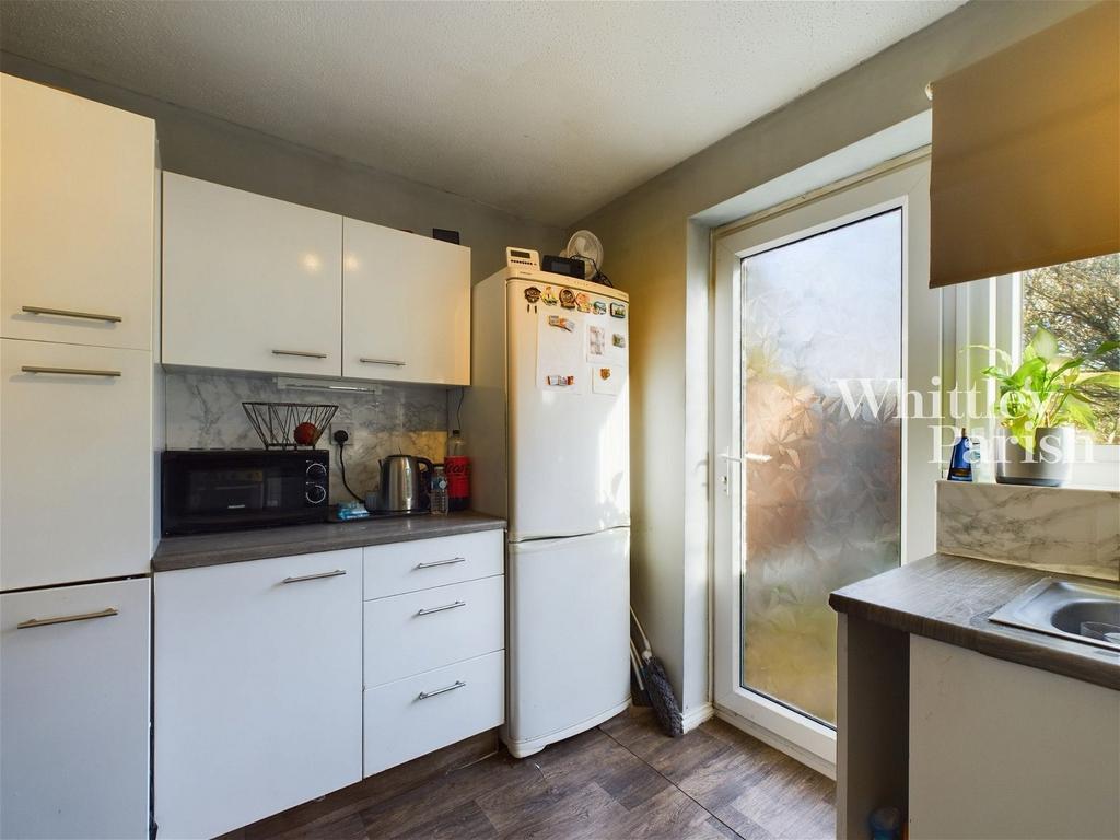 Fisher Road, Diss 2 bed semidetached house for sale £210,000