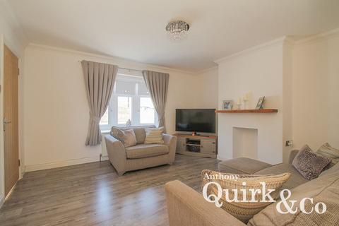 19 Arkwright Road, Tilbury, RM18 8XL