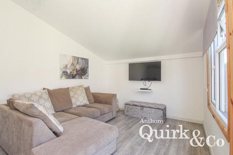19 Arkwright Road, Tilbury, RM18 8XL