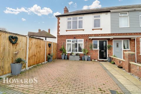 3 bedroom semi-detached house for sale, Cradock Avenue, Great Yarmouth