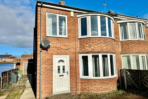 3 bedroom semi-detached house to rent, Highthorn Road, Huntington, York, YO31