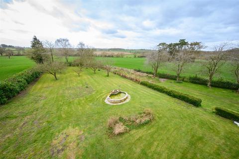 3 bedroom cottage for sale, Barston Lane, Barston, B92