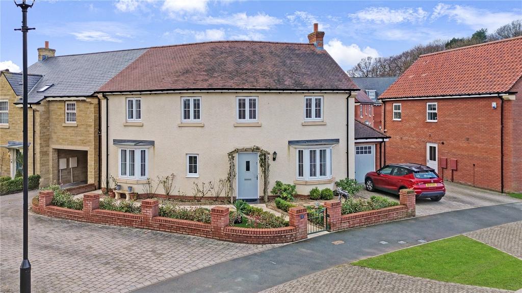 Village Green View, Nunthorpe 4 bed detached house for sale £415,000
