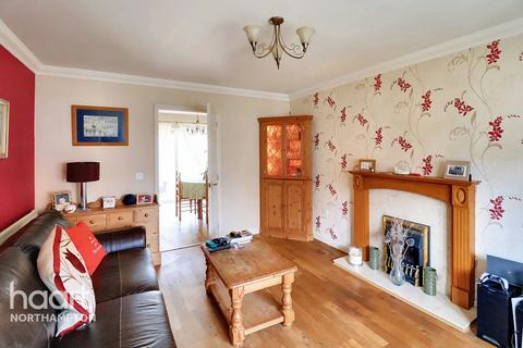 18 The Spinney, Grange Park, Northampton, NN4 5BT