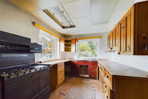 154 Mead Way, Bromley, BR2 9ET